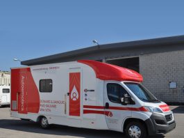 Design Autoemoteca Lareteditutti onlus per Car Wrapping