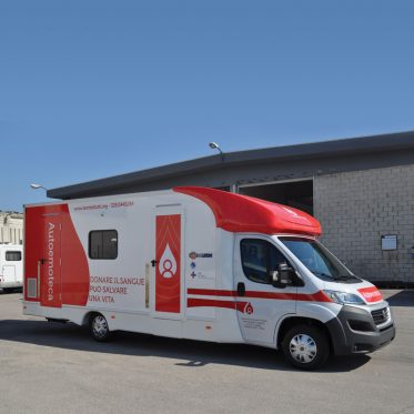 Design Autoemoteca Lareteditutti onlus per Car Wrapping