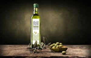 etichette professionali anziendali food latte bottiglie olio biologico Terre di Fra