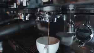 realizzazione-video-professionali-caffè-roma-latina-aziendali-video-esperienza-professionalità
